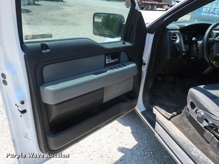 image for item EF9781 2012 Ford F150 SuperCab pickup truck