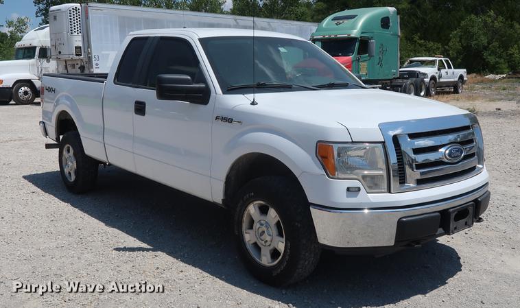 image for item EF9782 2010 Ford F150 SuperCab pickup truck