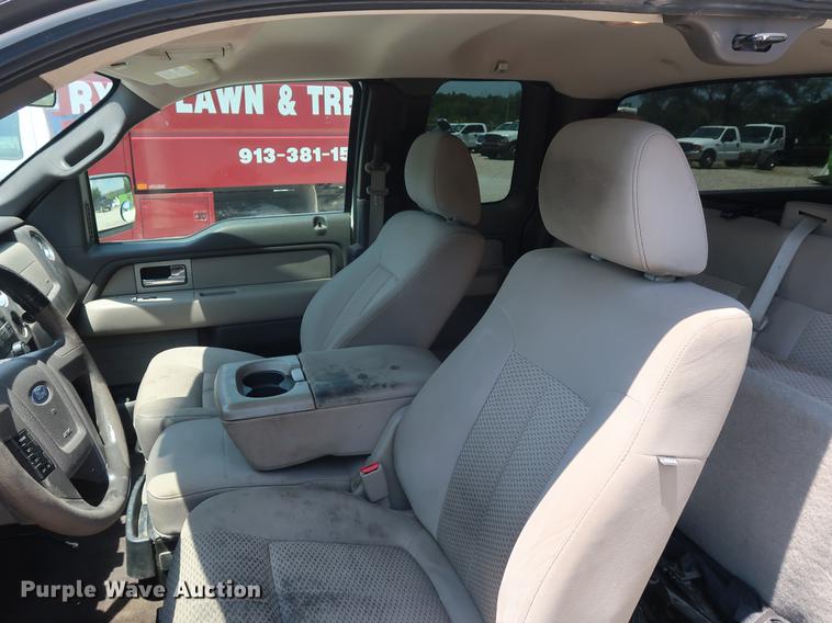 image for item EF9782 2010 Ford F150 SuperCab pickup truck