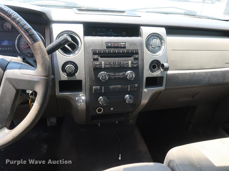 image for item EF9782 2010 Ford F150 SuperCab pickup truck