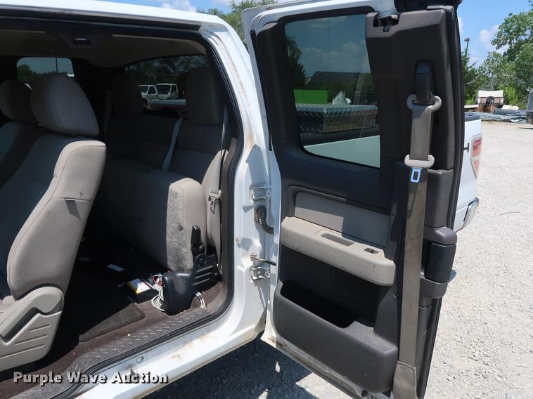 image for item EF9783 2010 Ford F150 SuperCab pickup truck