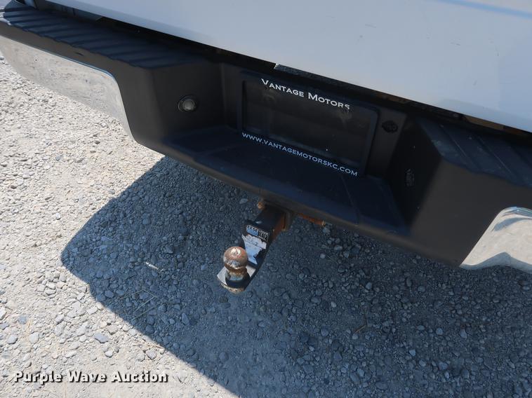 image for item EF9783 2010 Ford F150 SuperCab pickup truck