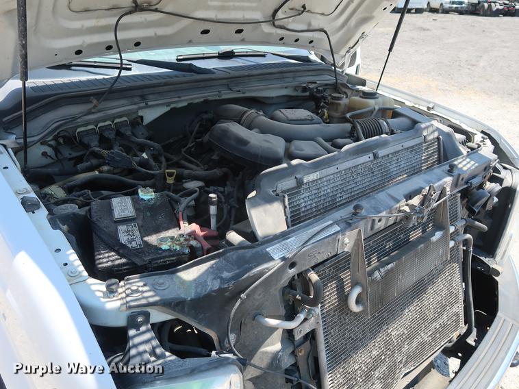 image for item EF9784 2008 Ford F350 Super Duty pickup truck