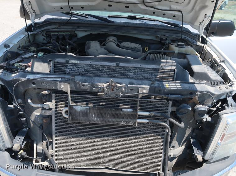 image for item EF9784 2008 Ford F350 Super Duty pickup truck