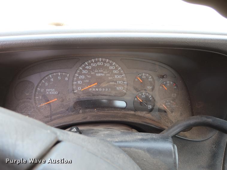 image for item EF9798 2007 Chevrolet Silverado 1500 pickup truck