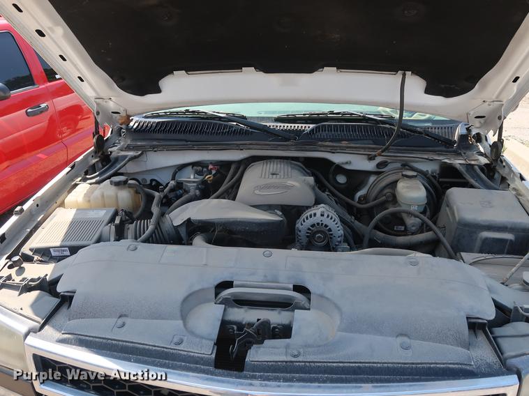 image for item EF9798 2007 Chevrolet Silverado 1500 pickup truck