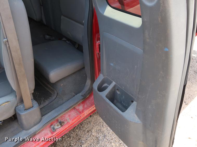 image for item EF9799 2006 Dodge Dakota Club Cab pickup truck
