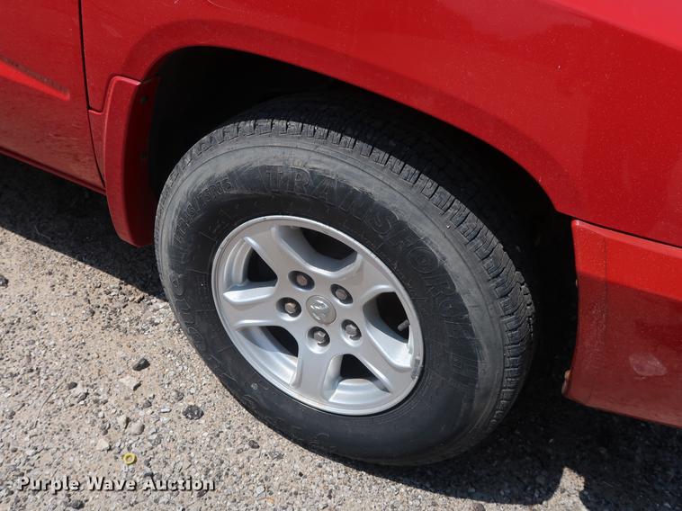 image for item EF9799 2006 Dodge Dakota Club Cab pickup truck