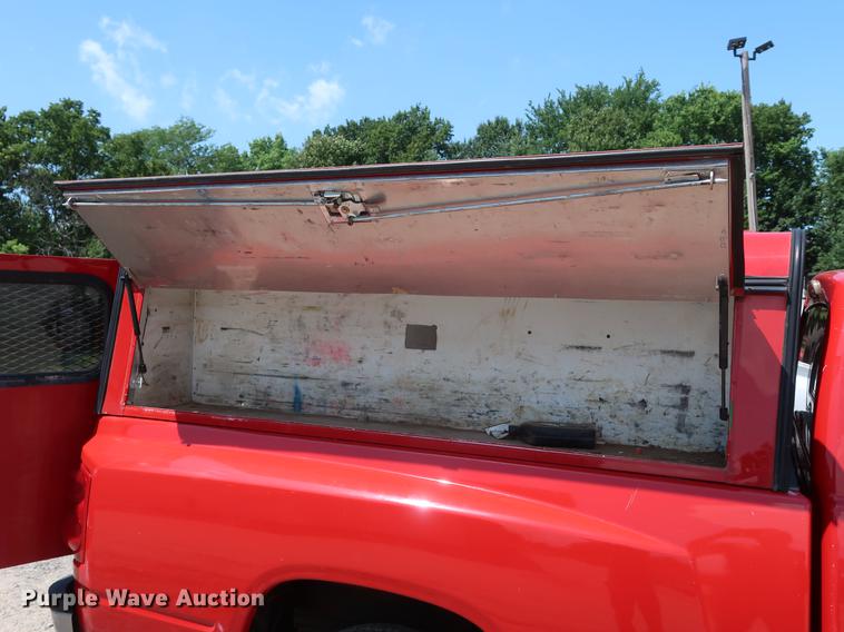 image for item EF9799 2006 Dodge Dakota Club Cab pickup truck