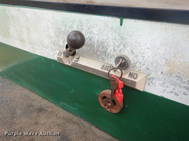 image for item EK9582 EZ GO Textron golf cart