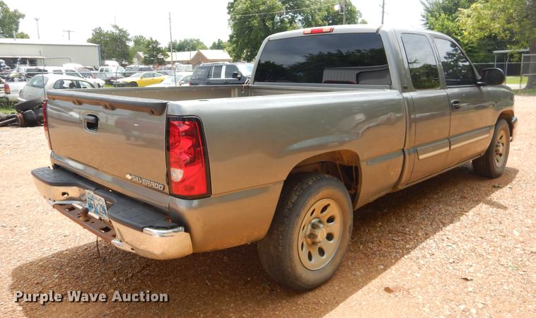 image for item EK9602 2007 Chevrolet Silverado Classic 1500 LT Ext. Cab pickup truck