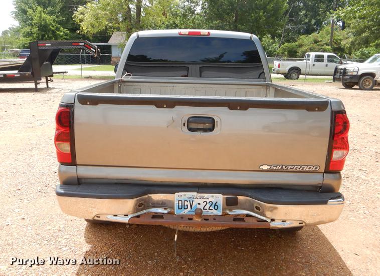 image for item EK9602 2007 Chevrolet Silverado Classic 1500 LT Ext. Cab pickup truck