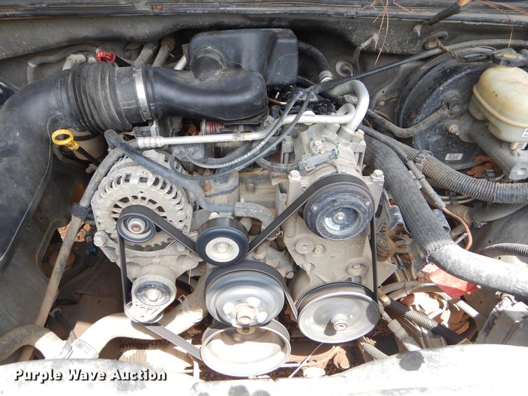 image for item EK9602 2007 Chevrolet Silverado Classic 1500 LT Ext. Cab pickup truck