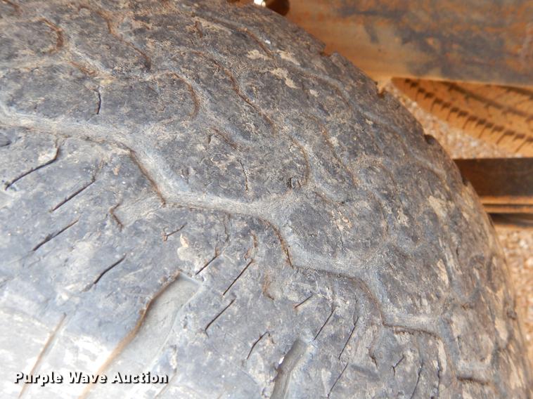 image for item EK9602 2007 Chevrolet Silverado Classic 1500 LT Ext. Cab pickup truck