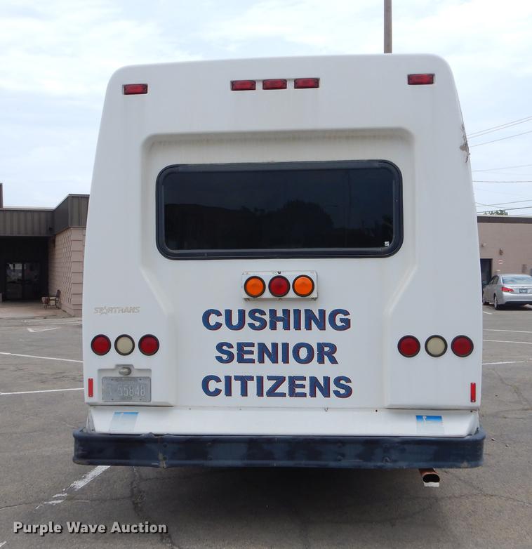 image for item EK9617 2003 Ford Econoline E450 shuttle bus