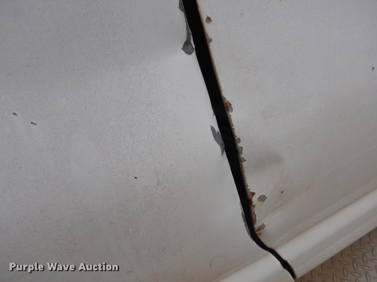 image for item EK9617 2003 Ford Econoline E450 shuttle bus