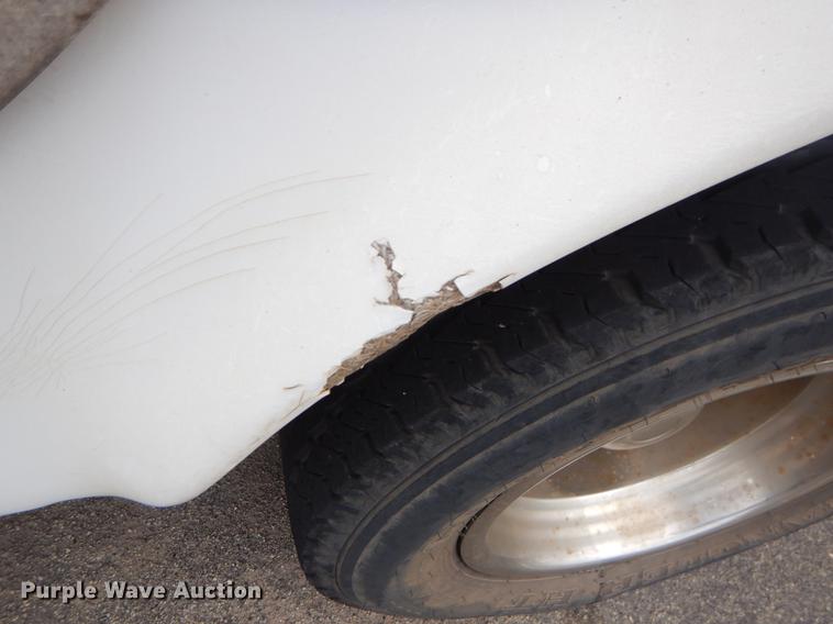 image for item EK9617 2003 Ford Econoline E450 shuttle bus