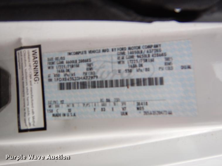 image for item EK9617 2003 Ford Econoline E450 shuttle bus