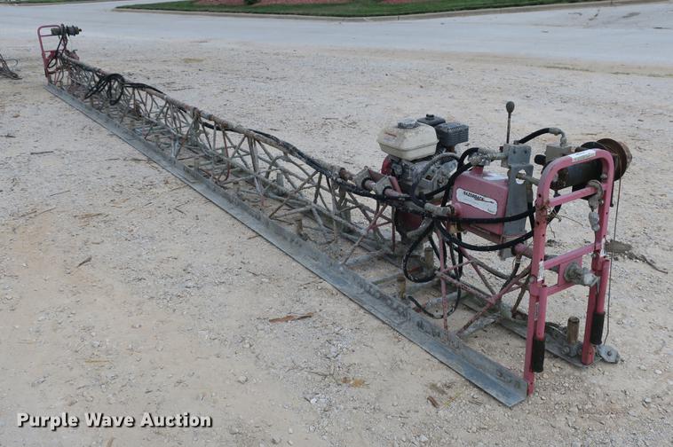 image for item EO9323 Razorback screed