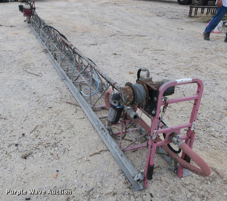 image for item EO9323 Razorback screed