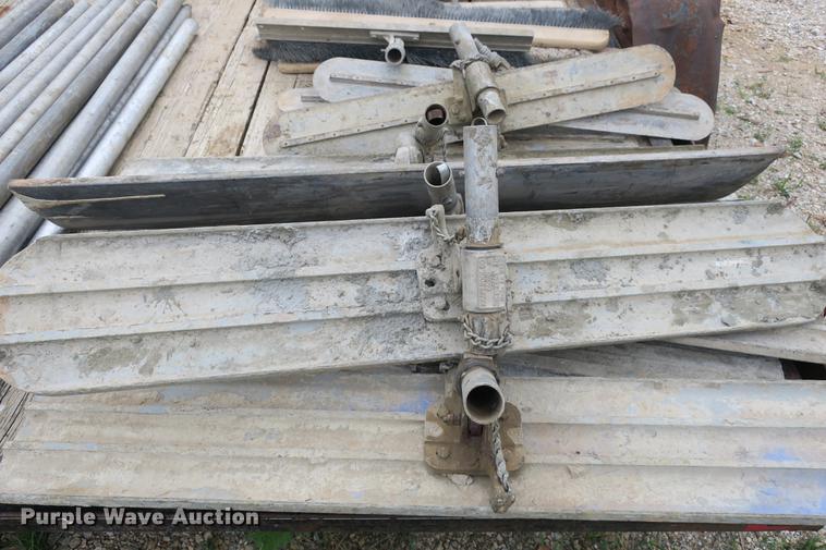 image for item EO9329 Concrete tools