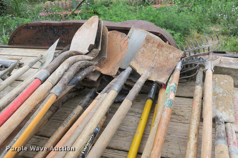 image for item EO9329 Concrete tools