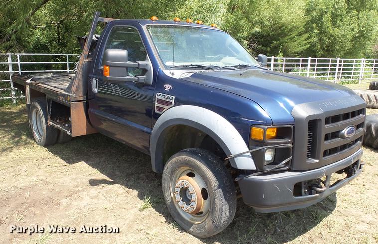 image for item ET9341 2008 Ford F450 Super Duty flatbed truck