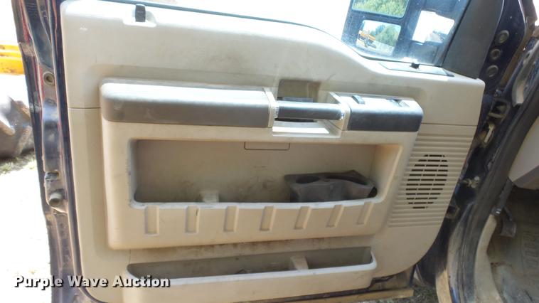 image for item ET9341 2008 Ford F450 Super Duty flatbed truck