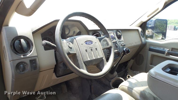 image for item ET9341 2008 Ford F450 Super Duty flatbed truck