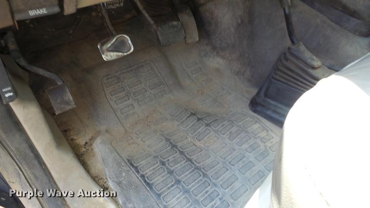 image for item ET9341 2008 Ford F450 Super Duty flatbed truck