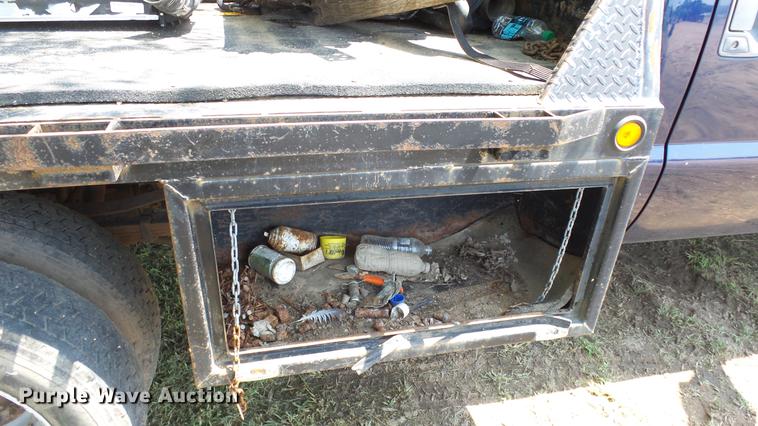 image for item ET9341 2008 Ford F450 Super Duty flatbed truck