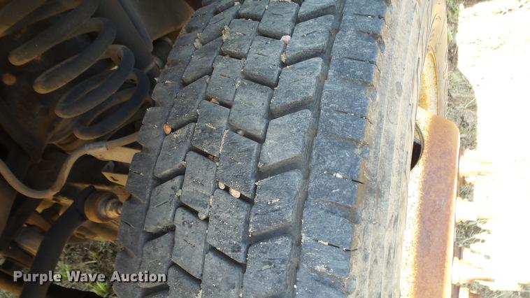 image for item ET9341 2008 Ford F450 Super Duty flatbed truck