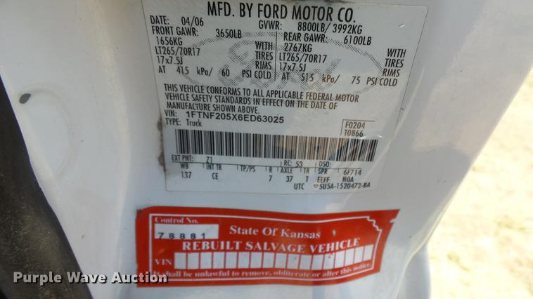 image for item ET9346 2006 Ford F250 Super Duty pickup truck