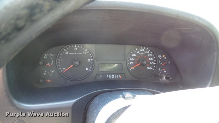 image for item ET9346 2006 Ford F250 Super Duty pickup truck