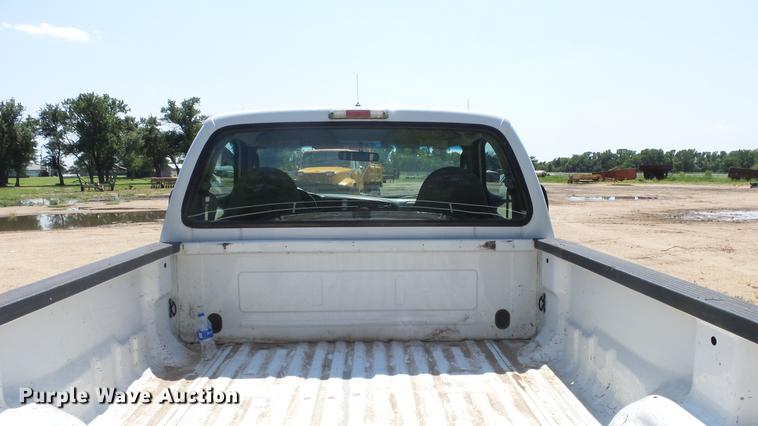 image for item ET9346 2006 Ford F250 Super Duty pickup truck