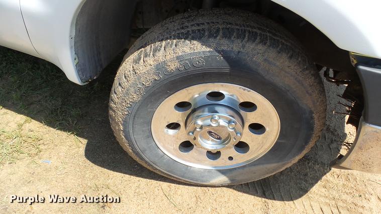 image for item ET9346 2006 Ford F250 Super Duty pickup truck