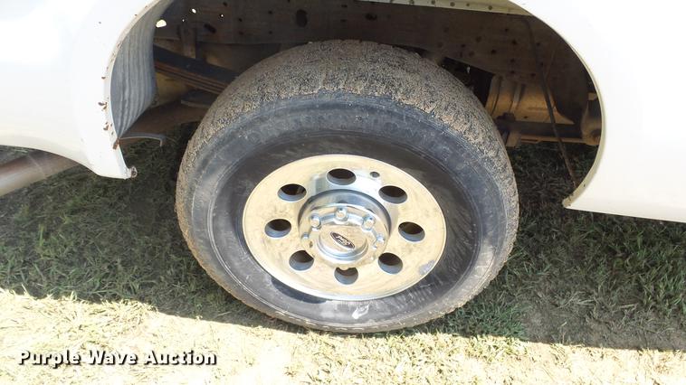 image for item ET9346 2006 Ford F250 Super Duty pickup truck