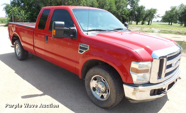 image for item ET9347 2009 Ford F250 Super Duty SuperCab pickup truck