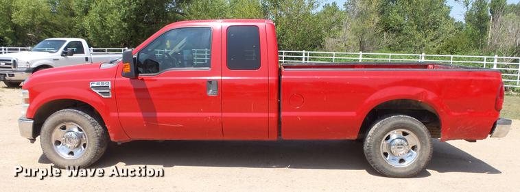 image for item ET9347 2009 Ford F250 Super Duty SuperCab pickup truck