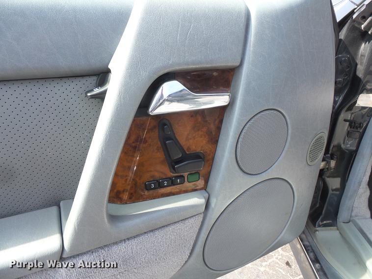 image for item EV9017 1992 Mercedes Benz 500SL convertible