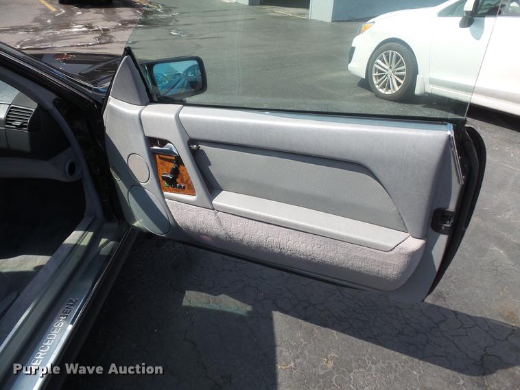 image for item EV9017 1992 Mercedes Benz 500SL convertible