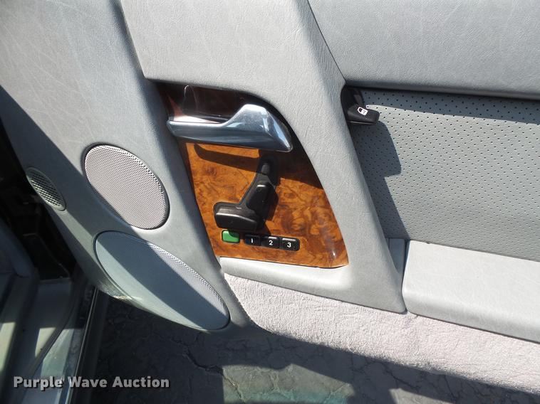 image for item EV9017 1992 Mercedes Benz 500SL convertible