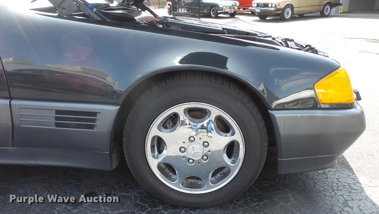 image for item EV9017 1992 Mercedes Benz 500SL convertible