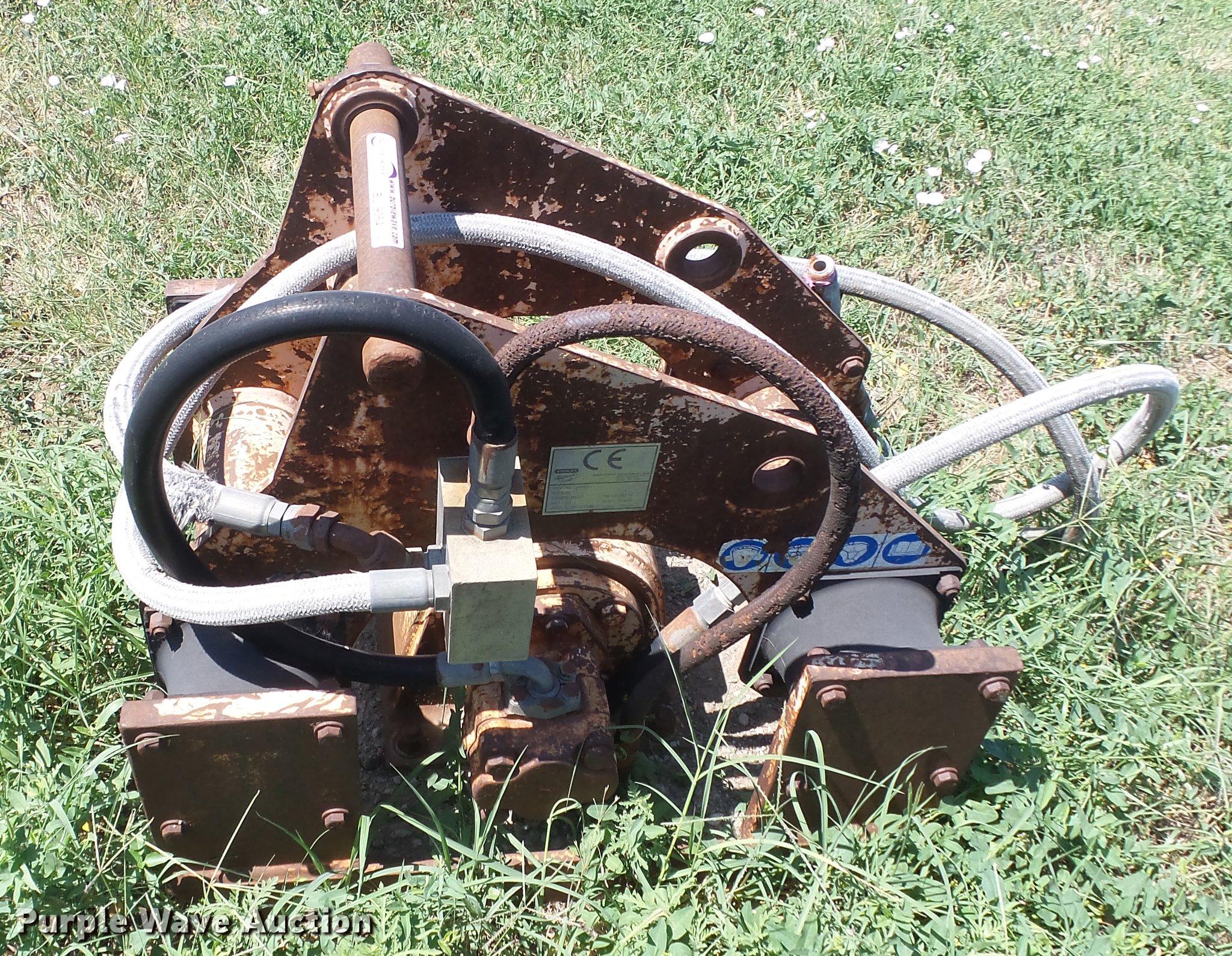 Stanley HS6000 plate compactor in Wichita, KS Item BL9054 sold