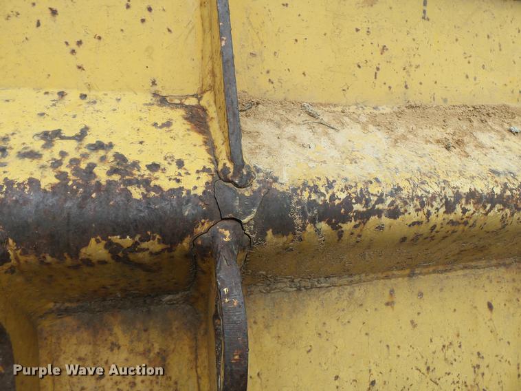 image for item DB7084 2001 John Deere 555G Series IV track loader