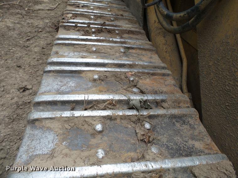 image for item DB7084 2001 John Deere 555G Series IV track loader