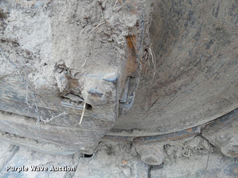 image for item DB7084 2001 John Deere 555G Series IV track loader