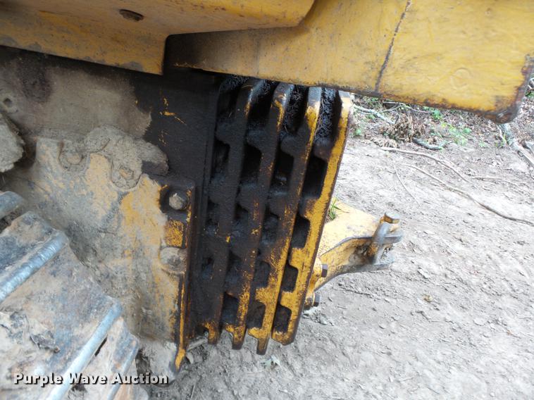 image for item DB7084 2001 John Deere 555G Series IV track loader