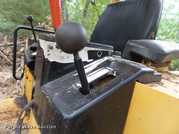 image for item DB7084 2001 John Deere 555G Series IV track loader