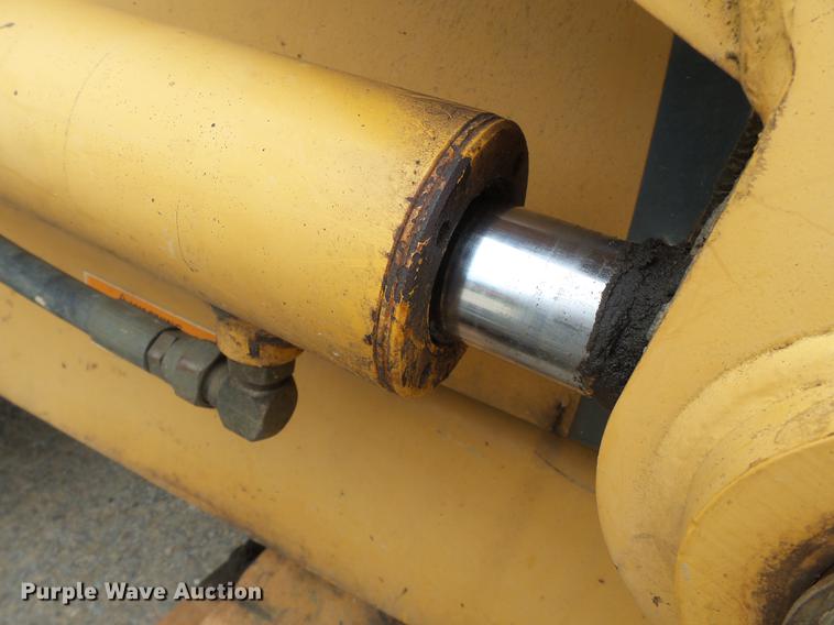 image for item DB7085 1997 Case 580L backhoe